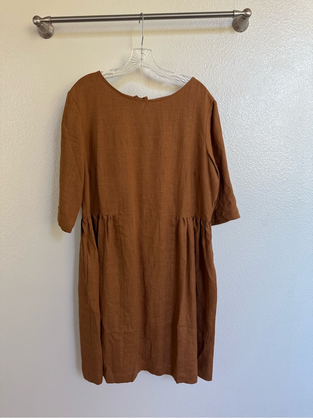 Magic Linen Relaxed Gathered Waist Midi Dress in Warm Rust